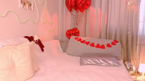 Lily online show from March 2, 5:08 am