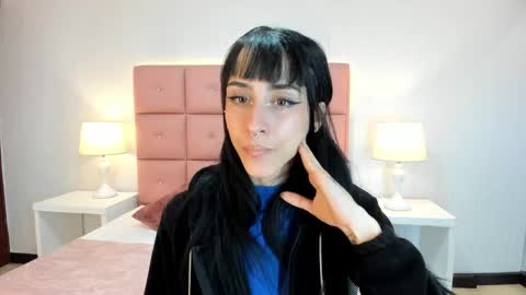 Snapshot of lhiamfitt chatting on February 27, 5:24 am lhiamfitt online show from February 27, 5:24 am
