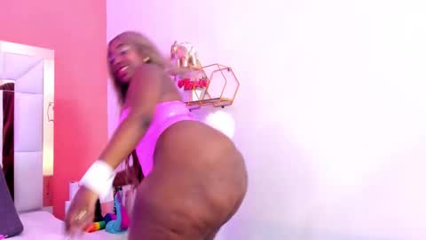 karol online show from October 31, 11:36 am