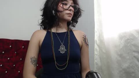 Snapshot of lia_carter_ chatting on October 21, 9:08 pm Lia online show from October 21, 9:08 pm