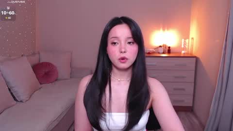 L I A online show from April 16, 4:17 pm