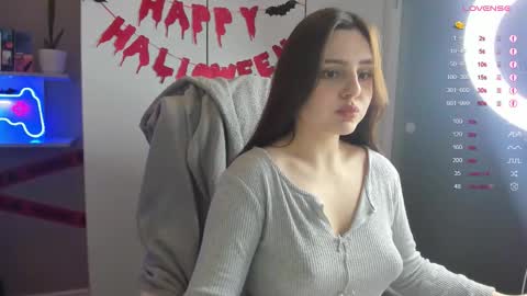 Lia online show from November 3, 2:32 pm