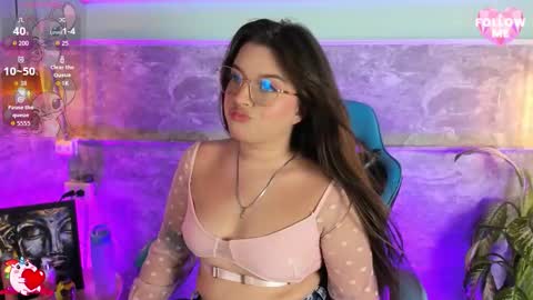 Snapshot of lia_little18 chatting on October 3, 4:06 am lia_little18 online show from October 3, 4:06 am