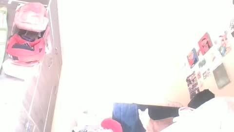 Little Queen Lia  online show from November 26, 7:59 pm