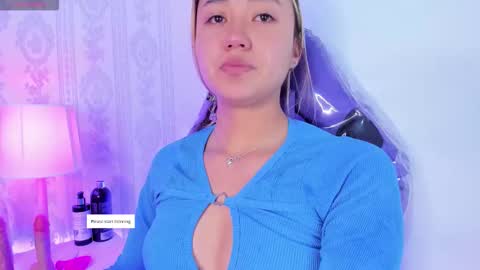 Snapshot of liaa_18 chatting on October 11, 5:23 am Liaa online show from October 11, 5:23 am