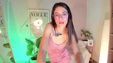 Lia  online show from February 24, 1:43 pm