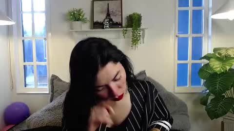 LIA online show from November 17, 1:56 pm