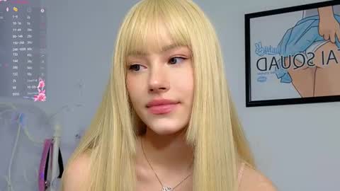 Snapshot of liaglamour chatting on February 9, 9:47 am Lia online show from February 9, 9:47 am