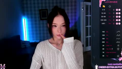 lialilia online show from January 10, 8:08 am