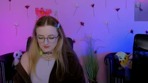 Little Liana  online show from May 29, 7:23 pm
