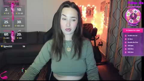 LiaQuinn online show from February 5, 3:15 pm