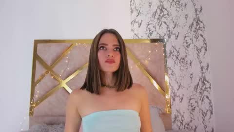 liaross online show from March 21, 9:31 pm