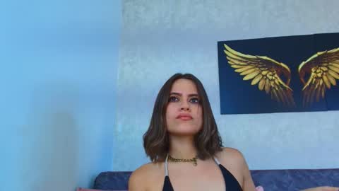 liaross online show from February 18, 6:26 am