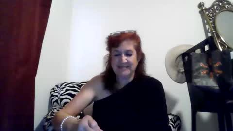 librawoman online show from January 17, 10:17 pm