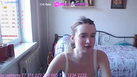 Snapshot of lick_it_up_big_boy chatting on February 27, 12:13 pm Welcome guys in my room Im Claire online show from February 27, 12:13 pm