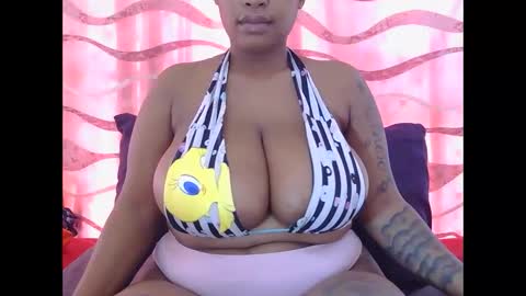 lickabletash98 online show from September 18, 7:07 am