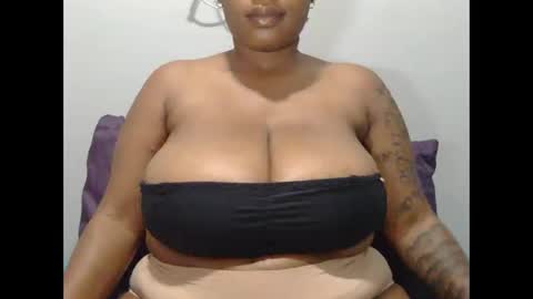 lickabletash98 online show from February 6, 9:00 am