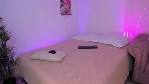 Lia Sweet online show from November 27, 3:59 pm