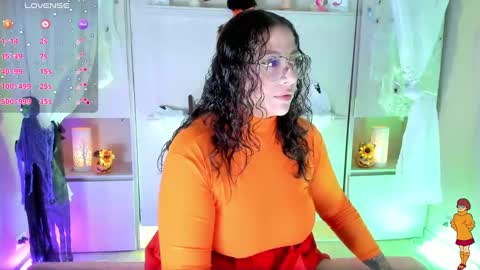 Snapshot of liiavega chatting on October 18, 12:19 pm online show from October 18, 12:19 pm