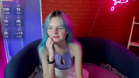 Snapshot of lika_sky chatting on October 14, 4:20 pm lika_sky online show from October 14, 4:20 pm