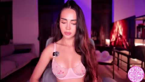 Gabriela online show from September 17, 7:01 pm