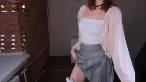 Melanie  Follow me  online show from January 10, 11:59 am