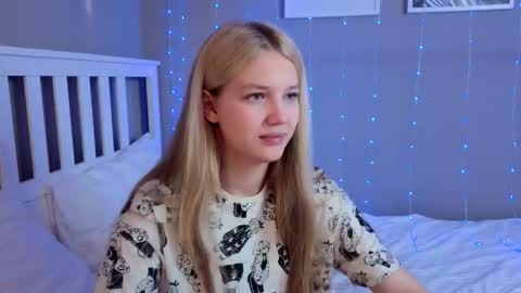 Emma online show from January 15, 9:04 am