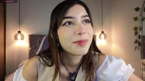 Snapshot of lila_min chatting on September 29, 1:49 pm lila_min online show from September 29, 1:49 pm
