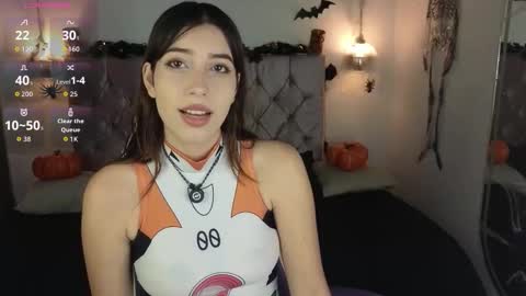 Snapshot of lila_min chatting on October 16, 2:30 pm lila_min online show from October 16, 2:30 pm