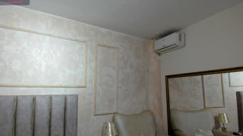 lila bailey  online show from March 1, 7:37 pm