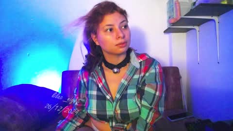Snapshot of lilac_night chatting on December 27, 10:45 am Jen online show from December 27, 10:45 am