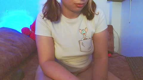 Snapshot of lilac_night chatting on January 10, 8:04 pm Jen online show from January 10, 8:04 pm