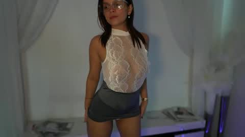 Snapshot of lilbeccaxo chatting on October 7, 4:11 pm Rebecca online show from October 7, 4:11 pm