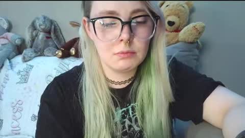 emily ryanson online show from March 26, 10:55 pm