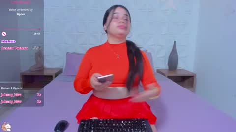 Snapshot of lili_mccormick chatting on February 26, 3:57 am SALOME online show from February 26, 3:57 am