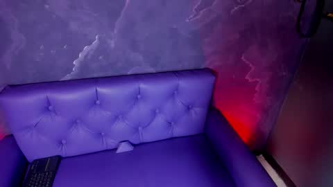 Lili  online show from September 29, 7:08 pm