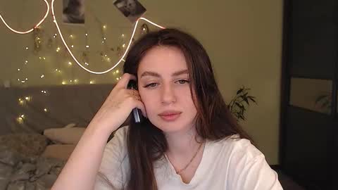 Lilu online show from November 11, 11:57 pm