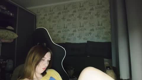 liliawoolf online show from January 10, 8:02 pm