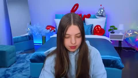 Snapshot of lilibakery chatting on February 21, 1:11 am Lili Bakery online show from February 21, 1:11 am