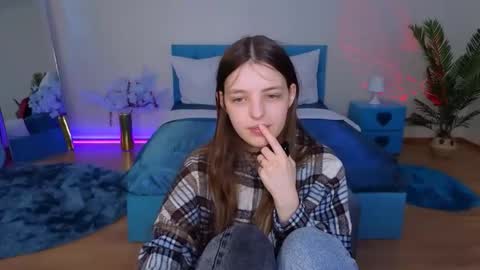 Lili Bakery online show from March 21, 5:12 am