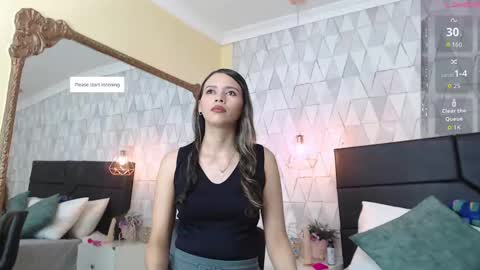 Snapshot of lilijensen chatting on September 26, 8:17 pm LilyJensen online show from September 26, 8:17 pm