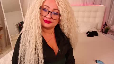 Lilit online show from October 1, 6:13 pm