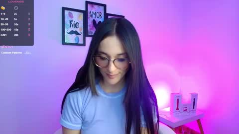 Leidy online show from March 7, 12:28 am