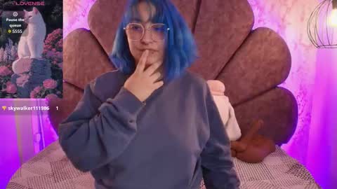   online show from September 13, 7:55 pm