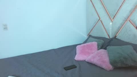 lili online show from September 26, 1:47 am