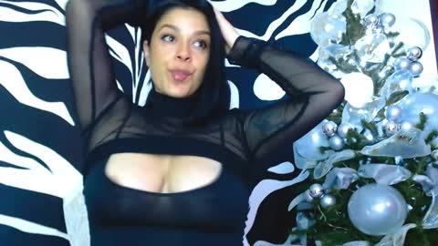 Snapshot of lilith_luv_ chatting on January 8, 7:24 am kata online show from January 8, 7:24 am