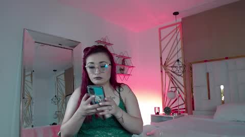  LILITH online show from March 1, 4:58 am