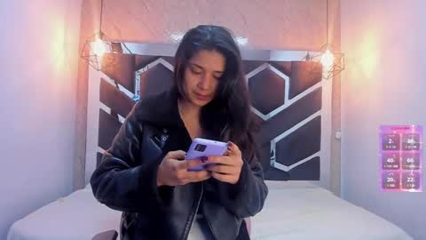 Snapshot of lilith_nv chatting on December 9, 11:15 am Lilith online show from December 9, 11:15 am