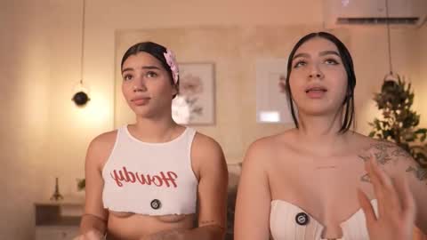 lilith_sage_ online show from February 27, 9:14 pm