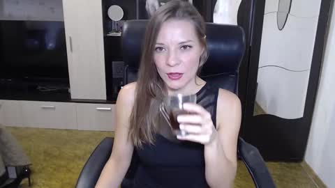 lilith small21 online show from September 29, 9:36 am